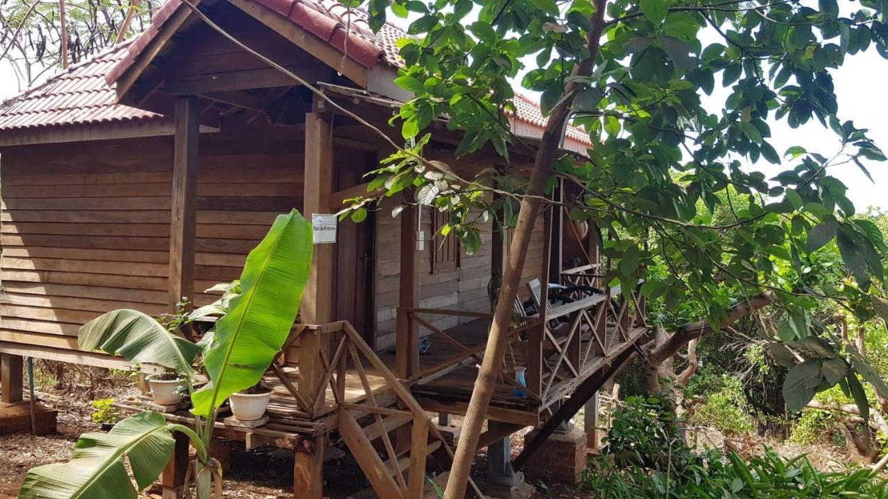 Nature House Eco-Lodge& Trekking Banlung Exterior foto