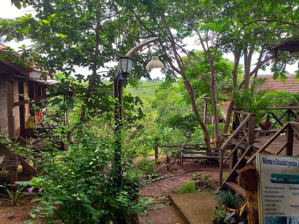 Nature House Eco-Lodge& Trekking Banlung Exterior foto