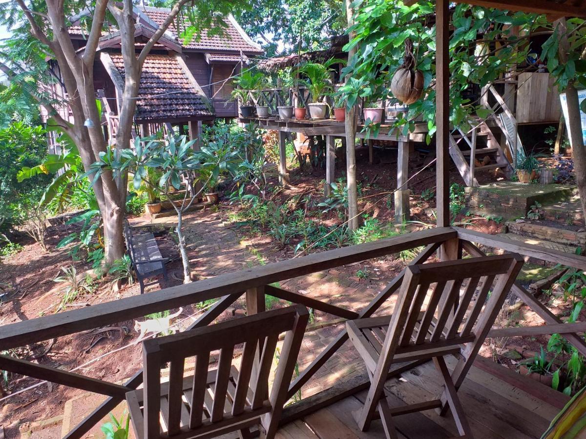 Nature House Eco-Lodge& Trekking Banlung Exterior foto